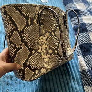 Michael Kors bucket purse